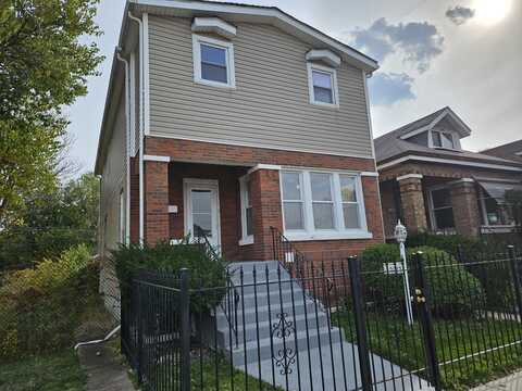 7137 S Claremont Avenue, Chicago, IL 60636