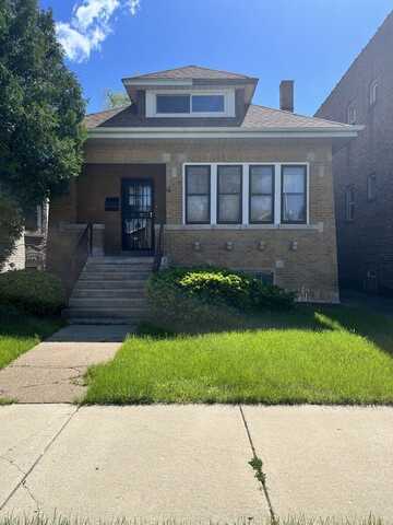 8223 S Merrill Avenue, Chicago, IL 60617