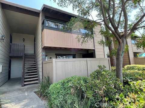 20702 El Toro Road, Lake Forest, CA 92630