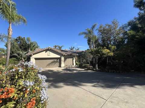 1918 Cresthaven Drive, Vista, CA 92084