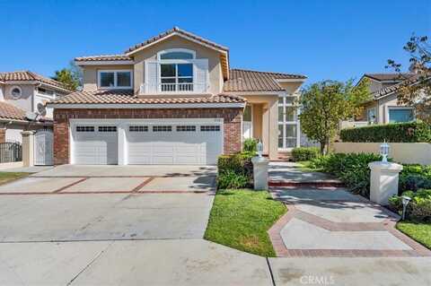 910 S Barton Court, Anaheim Hills, CA 92808