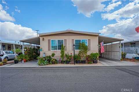 1895 W Devonshire Avenue, Hemet, CA 92545