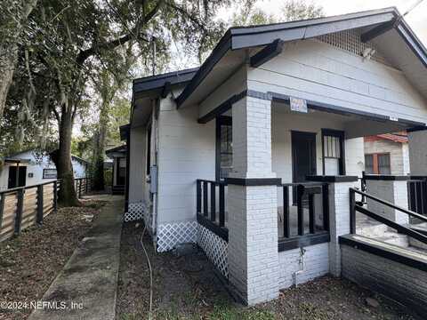 136 W 23RD Street, Jacksonville, FL 32206