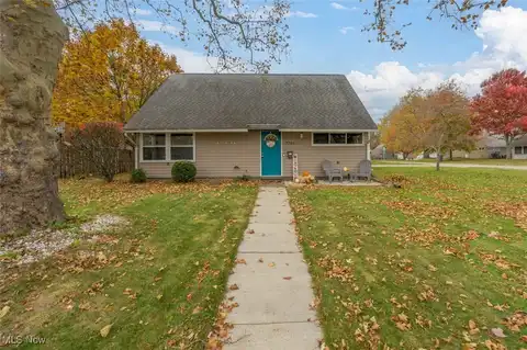 2340 Larchdale Drive, Cuyahoga Falls, OH 44221