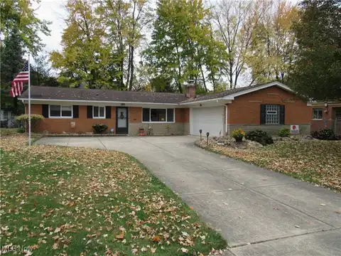 300 Robin Drive, Berea, OH 44017