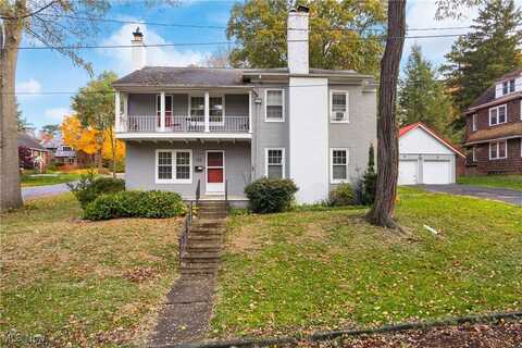 133 W University Street, Wooster, OH 44691