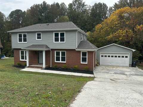 5727 Cherrycrest Lane, Charlotte, NC 28217