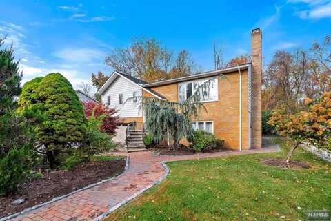 382 4th Avenue, Westwood, NJ 07675