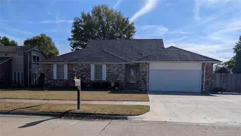 1113 E Dover Place, Broken Arrow, OK 74012