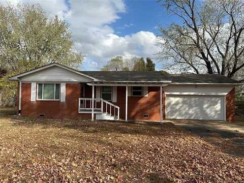 903 Lamer Avenue, Tahlequah, OK 74464