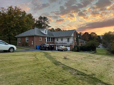 4635 Grandin Road SW, Roanoke, VA 24018