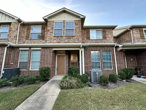 2706 Olympic Park Drive, Grand Prairie, TX 75050