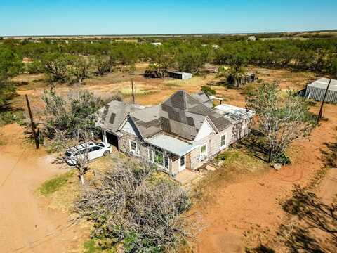 712 County Road 819, Sylvester, TX 79560