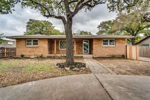 2319 Stark Street, Fort Worth, TX 76112