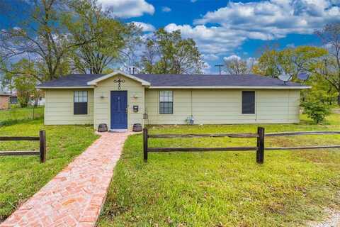 141 E Mckinney Avenue, Cooper, TX 75432