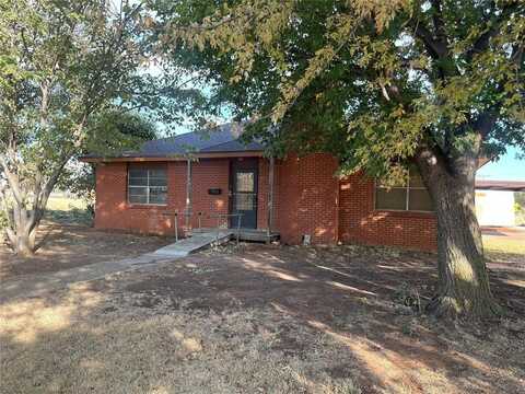 605 W 8th Street, Cordell, OK 73632