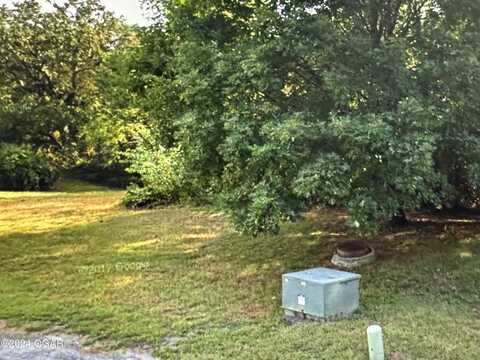 Lot 11 Hillcrest, Nevada, MO 64772