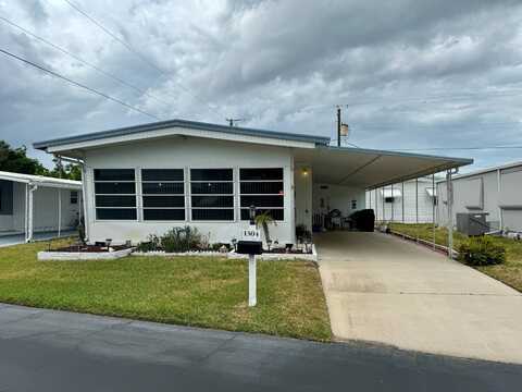 1304 Bunker Hill Drive, Daytona Beach, FL 32119