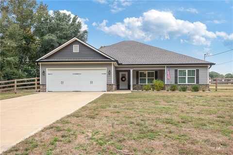 18 Isbell Road, Fort Mitchell, AL 36856