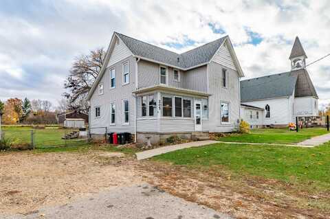 205 E 3rd, LEAF RIVER, IL 61047