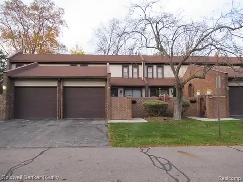 29192 VILLAGE Road, Southfield, MI 48034