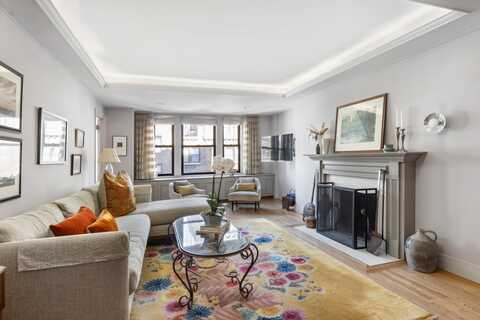 220 East 73rd Street, New York, NY 10021