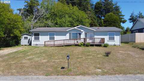 879 S MARPLE ST, Coos Bay, OR 97420