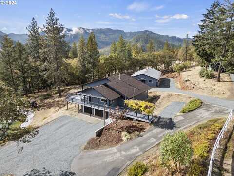 5050 FOOTHILL BLVD, Grants Pass, OR 97526