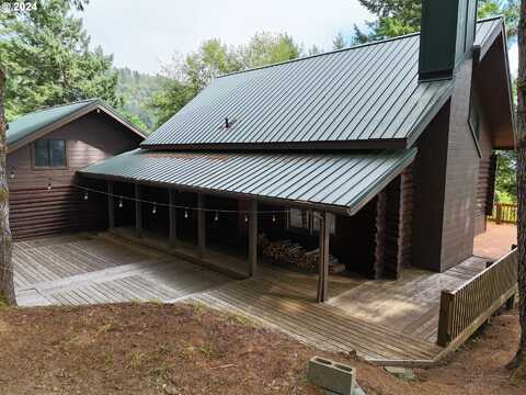 17225 MOUNTAIN DR, Brookings, OR 97415