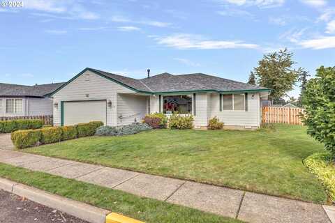 1438 SE 11TH LOOP, Canby, OR 97013