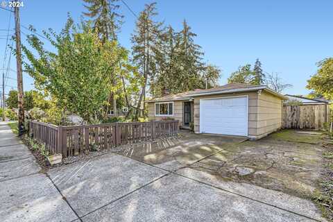 8307 SE 65TH AVE, Portland, OR 97206