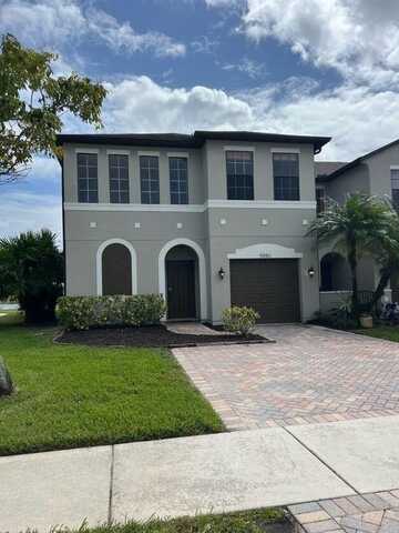 5001 NW Coventry Circle, Port Saint Lucie, FL 34986