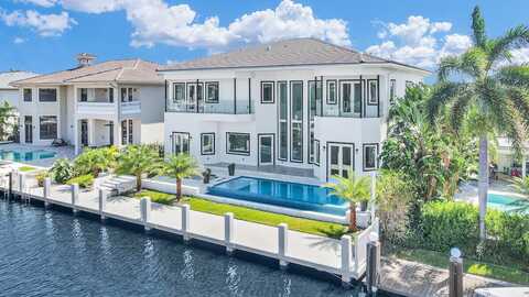 2641 NE 48th Street, Lighthouse Point, FL 33064