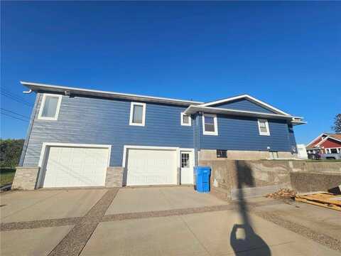 116 1st Avenue SE, Altura, MN 55910