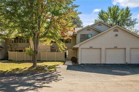 18681 Clear View Court, Minnetonka, MN 55345