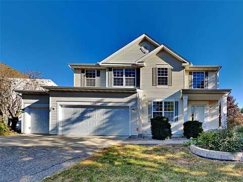 2720 Autumn Woods Drive, Chaska, MN 55318