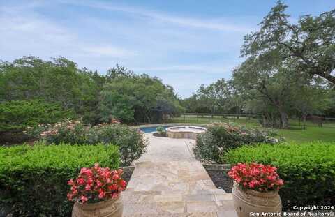 11214 Anaqua Springs, Boerne, TX 78006