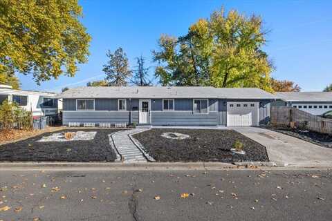 1250 Vista Drive, Central Point, OR 97502