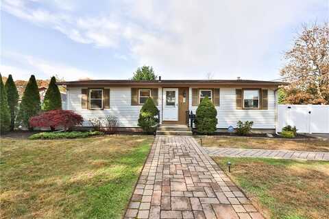 33 Morse Avenue, Warwick, RI 02886