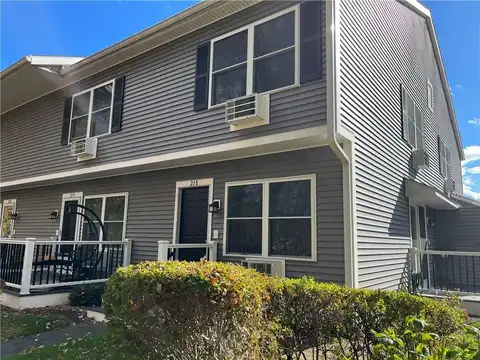 200 Post Road, Warwick, RI 02888