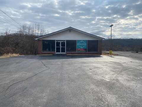 5894 Gov G C Peery Hwy, Raven, VA 24639