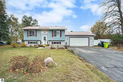 4459 Vance Road, Traverse City, MI 49685