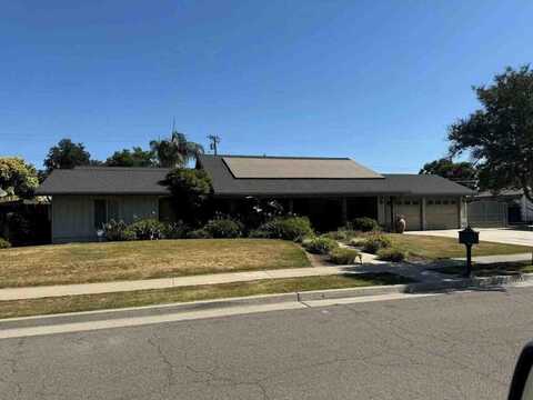 414 E Chevy Chase Drive, Tulare, CA 93274