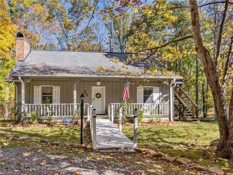 217 Taftwood Way, Mount Airy, NC 27030