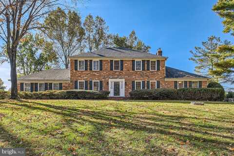 21716 GLENDALOUGH ROAD, GAITHERSBURG, MD 20882