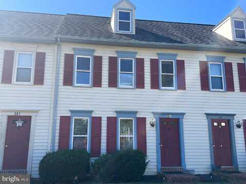 203 CROSS KEYS DRIVE, STRASBURG, PA 17579