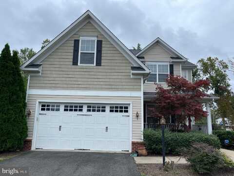 18591 QUANTICO GATEWAY DRIVE, TRIANGLE, VA 22172