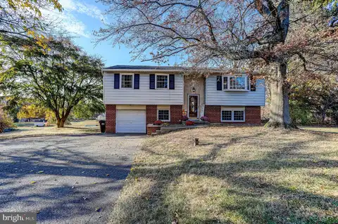 2065 SILO LANE, EAST GREENVILLE, PA 18041