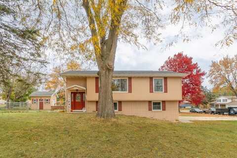 3302 Mt. Vernon Drive, Waterloo, IA 50701