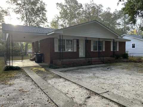 1018 Elizabeth Drive, Laurinburg, NC 28352